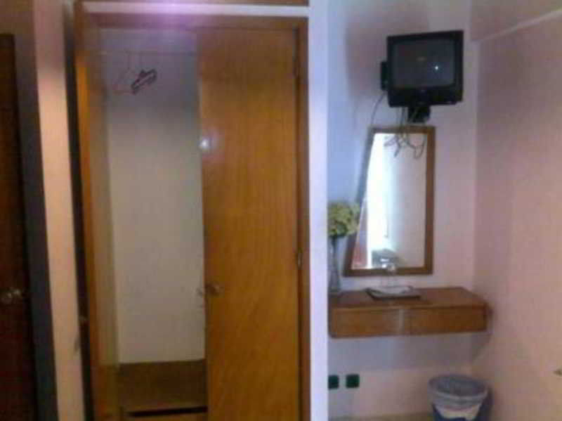 Residencial Condado Hotel FAO Buitenkant foto